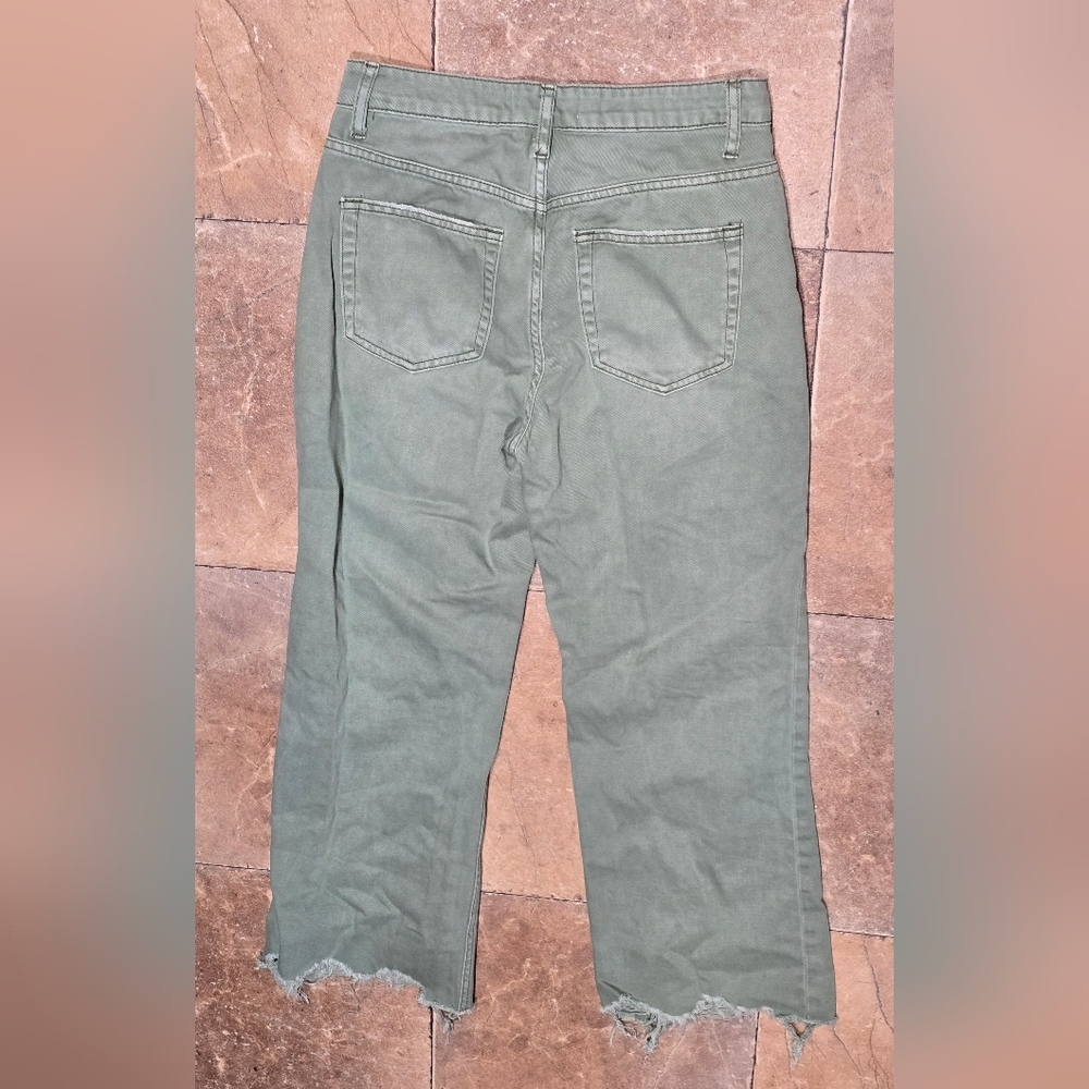 Vervet Flying By Monkey Leslie High Rise 90s Distressed Crop Flare Jeans - Picture 7 of 10